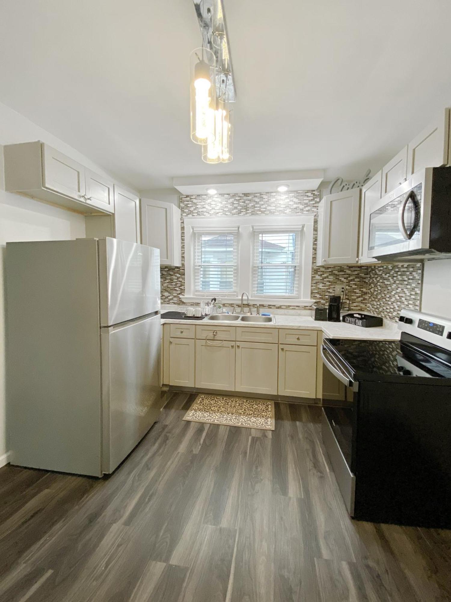 Lux 3Br, Steps From Airport, U Of R & Grocery Stores Рочестер Экстерьер фото
